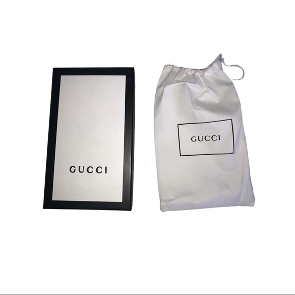 Gucci Box, Dust Bag, Hangers and Pouch Bag - Picture 4 of 6